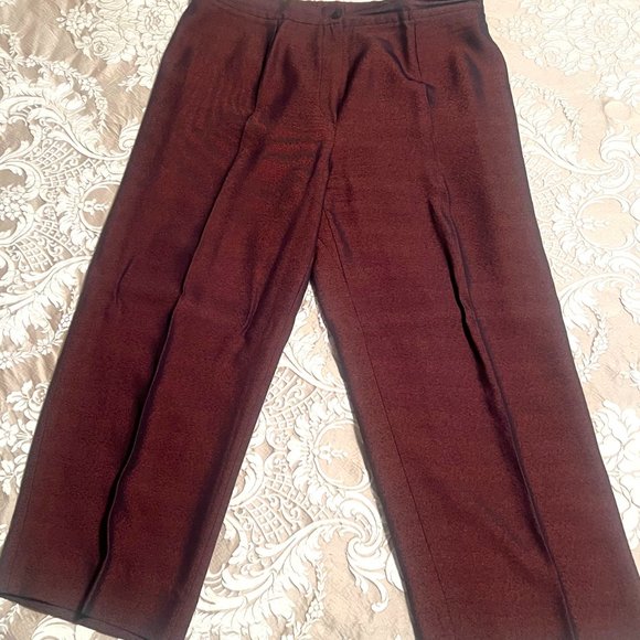 One-Of-A-Kind Tailored Women's Pant Suit! - Picture 12 of 16